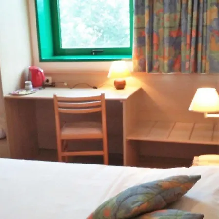 Club Hotel 3*