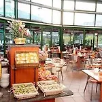 Club فندق 3*
